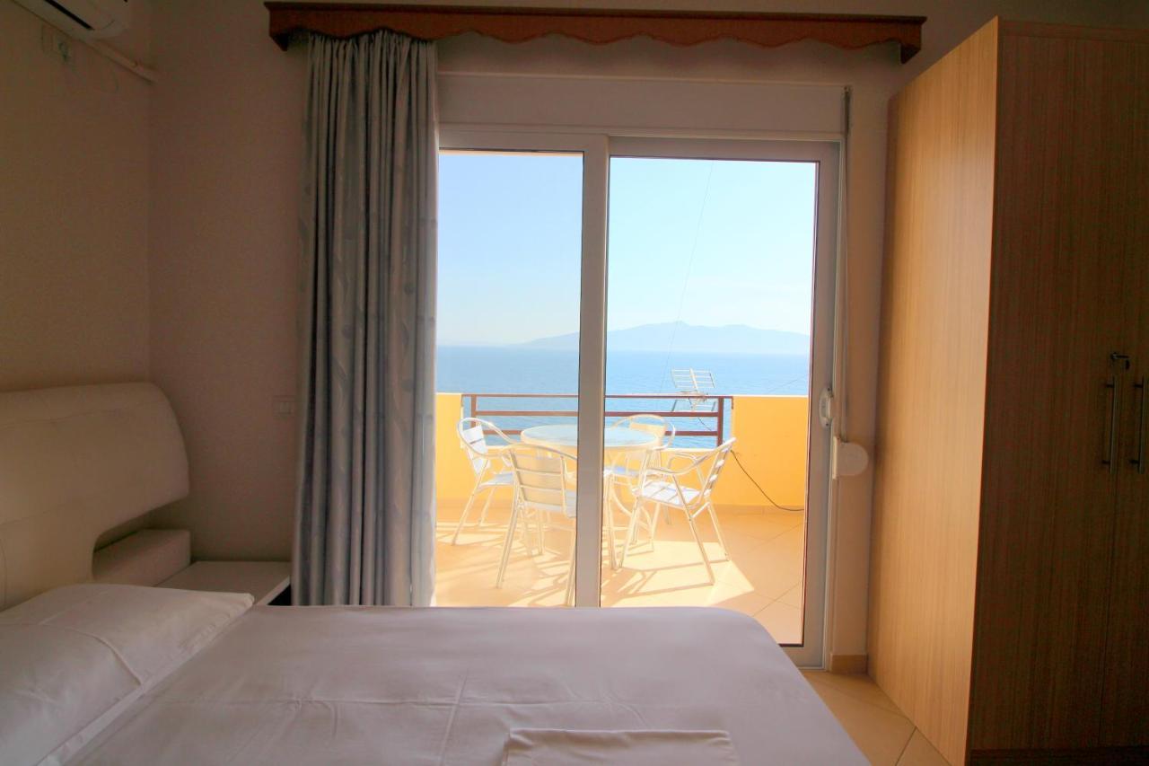 Klajdi Apartaments Sarande Ngoại thất bức ảnh