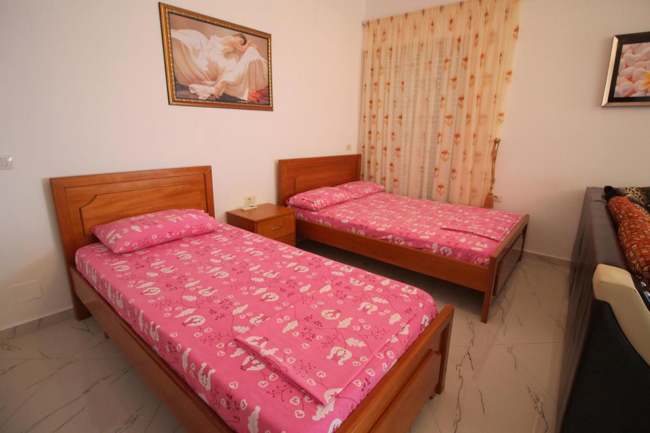 Klajdi Apartaments Sarande Ngoại thất bức ảnh