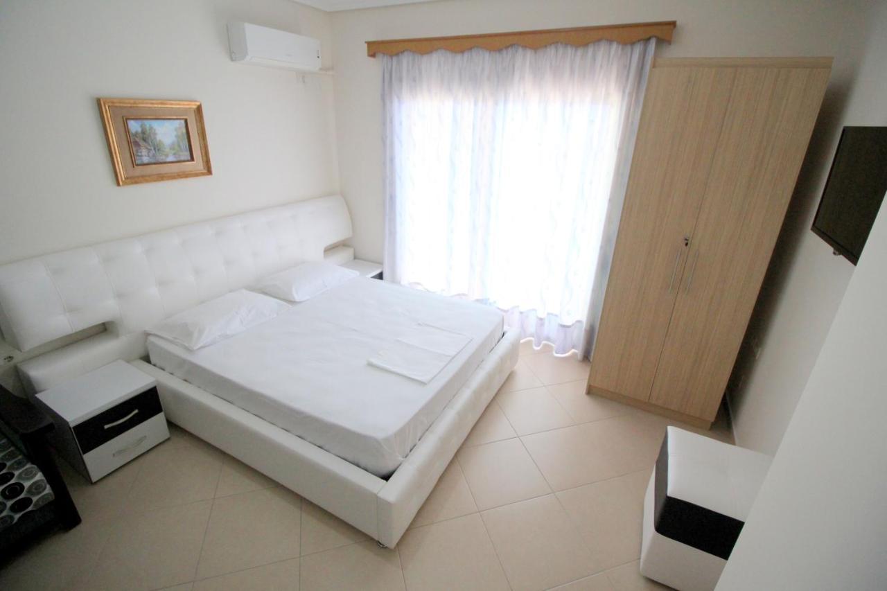 Klajdi Apartaments Sarande Ngoại thất bức ảnh