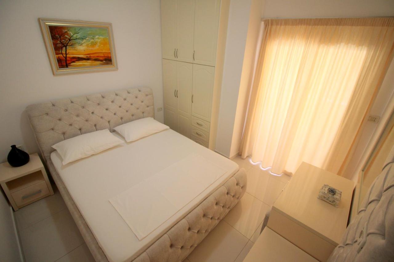 Klajdi Apartaments Sarande Ngoại thất bức ảnh