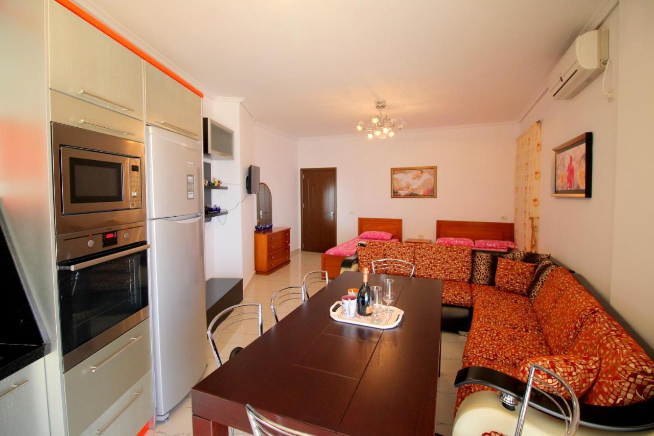 Klajdi Apartaments Sarande Ngoại thất bức ảnh
