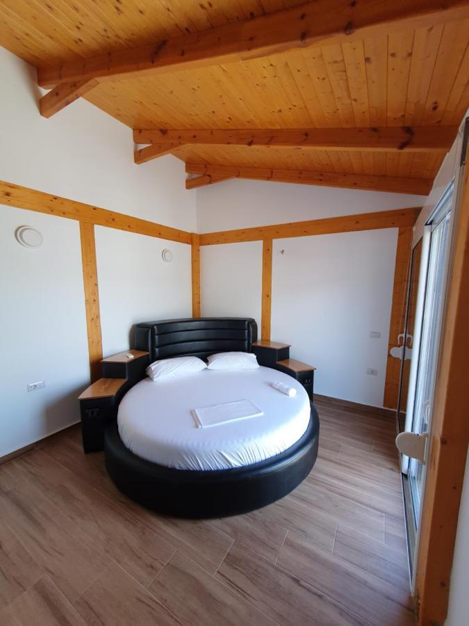 Klajdi Apartaments Sarande Ngoại thất bức ảnh