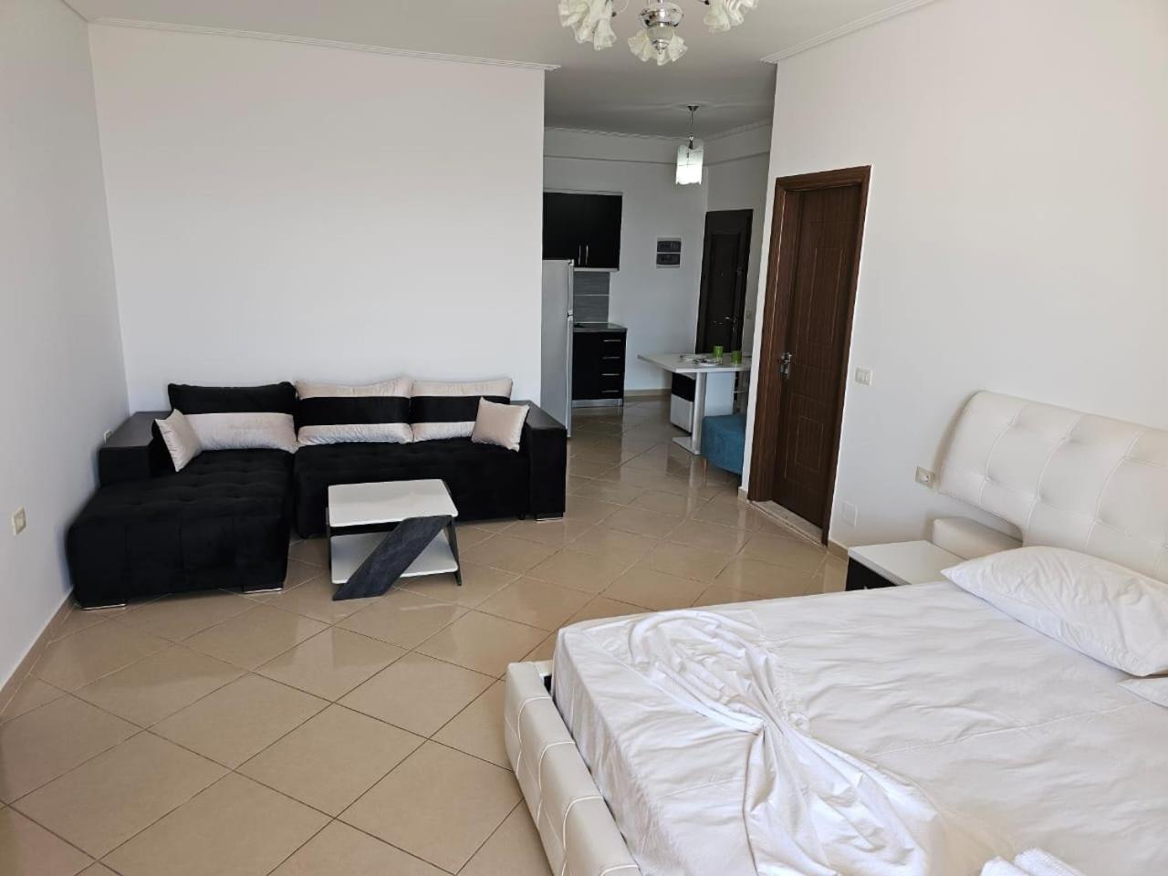 Klajdi Apartaments Sarande Ngoại thất bức ảnh