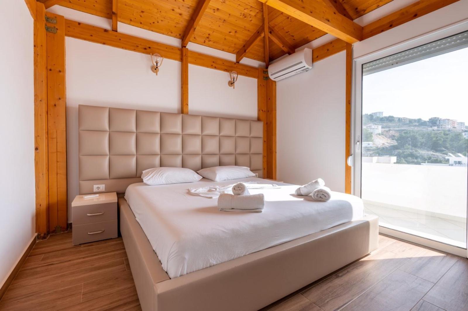 Klajdi Apartaments Sarande Ngoại thất bức ảnh