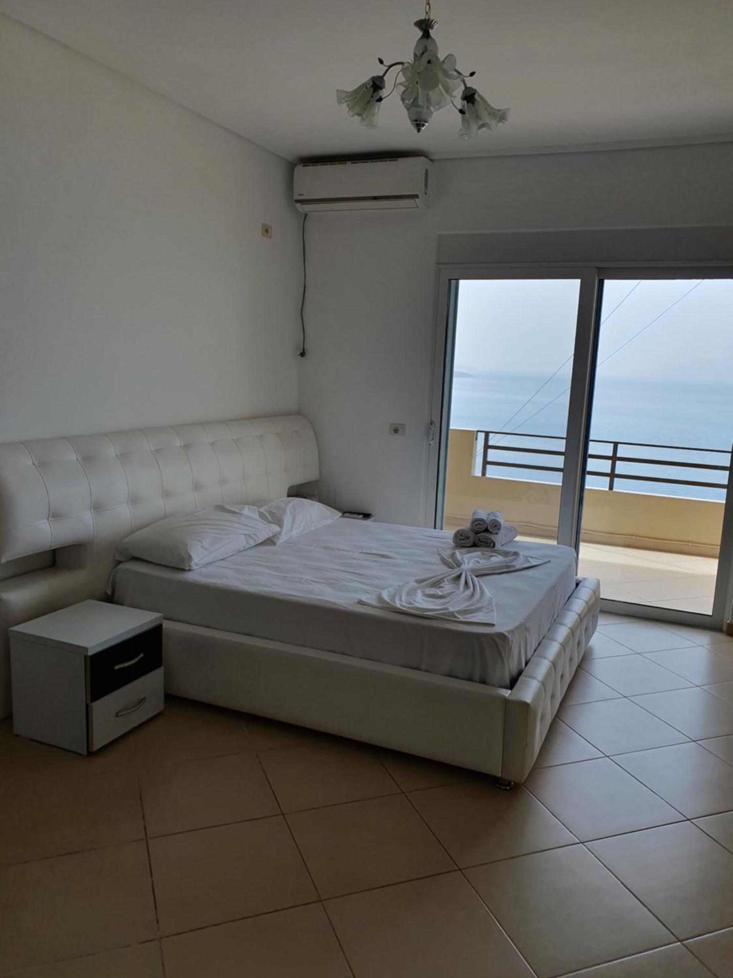 Klajdi Apartaments Sarande Ngoại thất bức ảnh