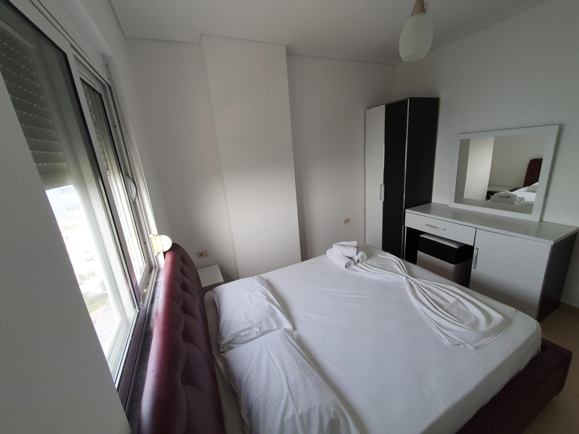 Klajdi Apartaments Sarande Ngoại thất bức ảnh